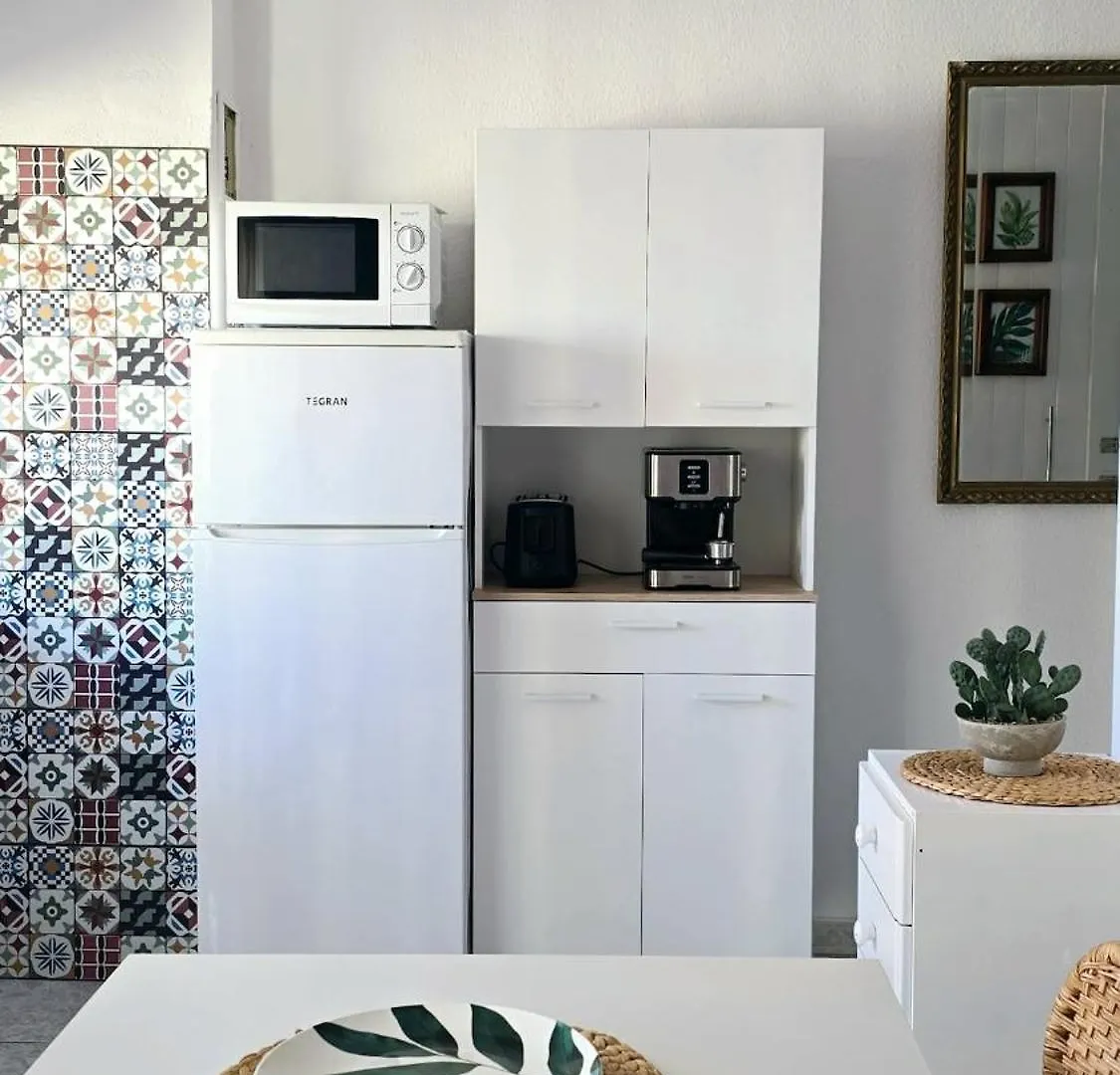 Estudio Playa Jardin بويرتو ذي لا كروز شقة